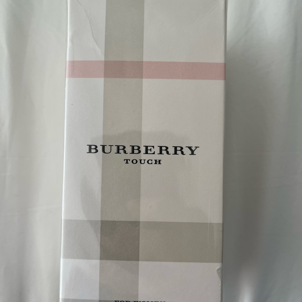 New Burberry touch eau the perfum 3.3 fl.Oz. Sealed.